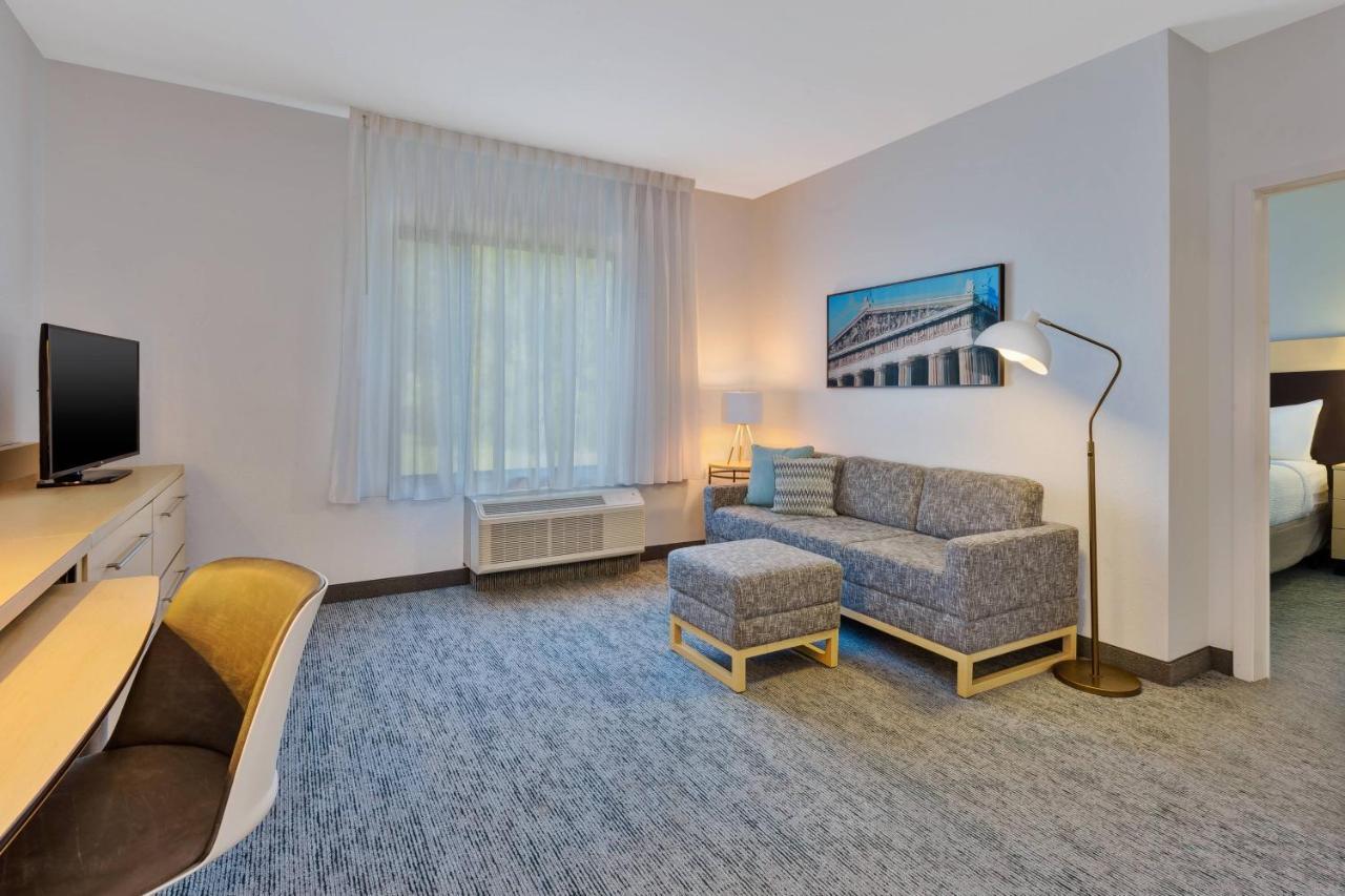 Towneplace Suites By Marriott Nashville Airport Екстериор снимка