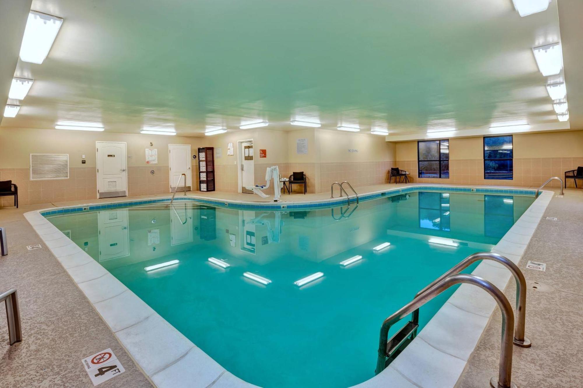 Towneplace Suites By Marriott Nashville Airport Екстериор снимка