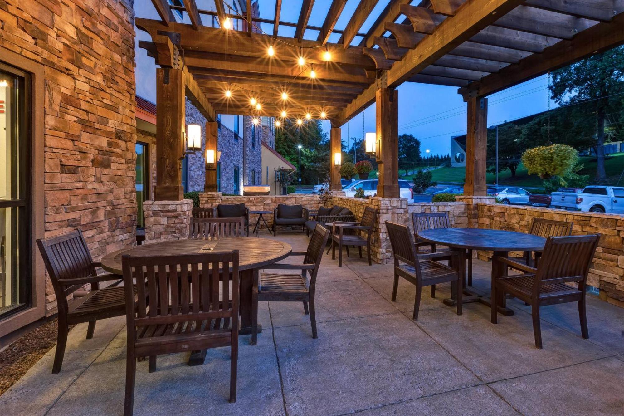 Towneplace Suites By Marriott Nashville Airport Екстериор снимка
