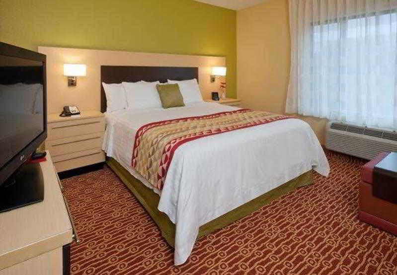 Towneplace Suites By Marriott Nashville Airport Екстериор снимка
